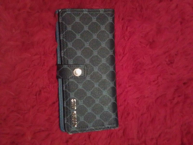 Steve Madden Wallet (Brand New)
