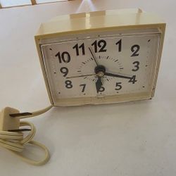 Westclox Vintage Electric Alarm Clock Antique White