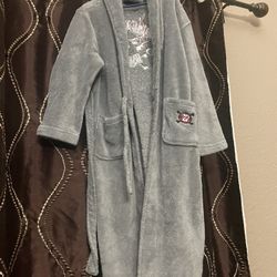 Boys Robe Good Condition Sz 8/10