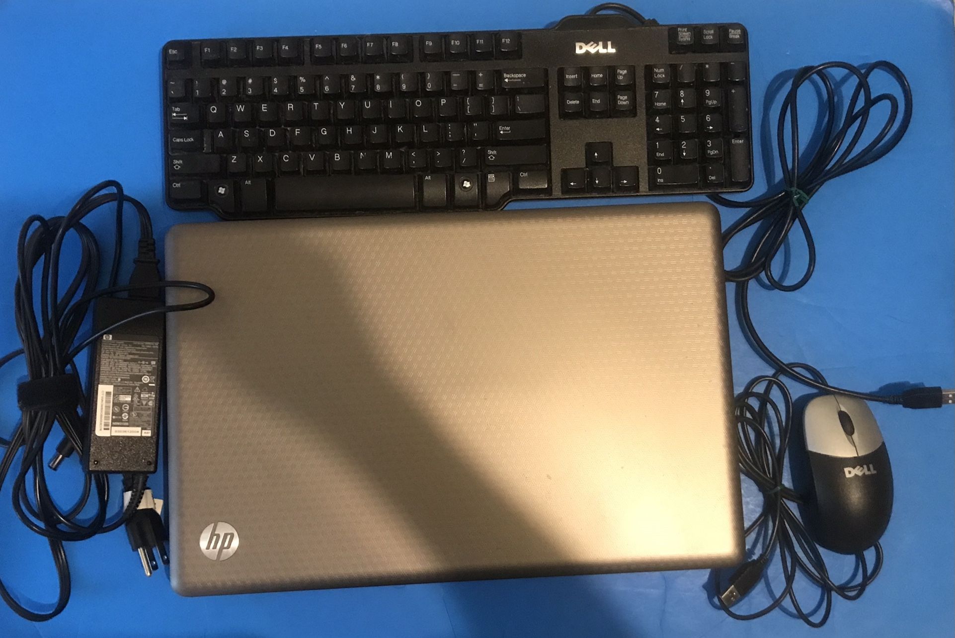 Good HP G72-B66US 17" (i3 (contact info removed)/4GB RAM/500 GB HD)-Win 7 PLEASE READ