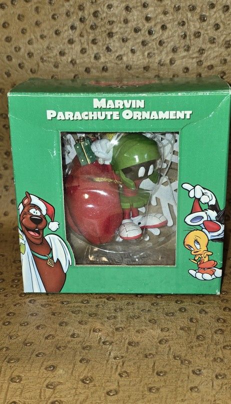 Marvin the Martian Parachute Ornament Warner Bros Looney Tunes Brand New