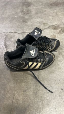 Kids Soccer Cleats- Size 1.5