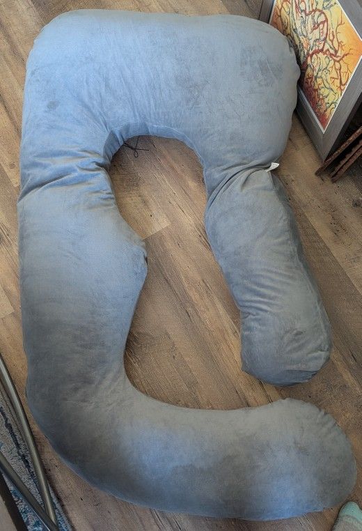Pregnancy Pillow