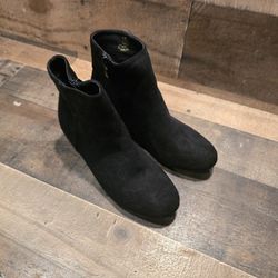 CAMSSOO Gogo Ankle Suede Mid Heel Side Zip Boots Sz 6.5/7 (37) *LGTLY PRE-LOVED*