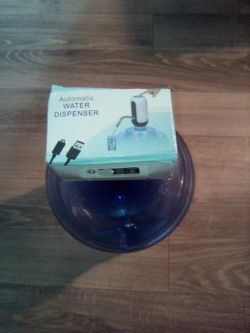 Water Dispenser And 5 Gallon Jug