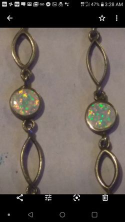 Absolutely beautiful vintage sterlling silver fire opal necklace