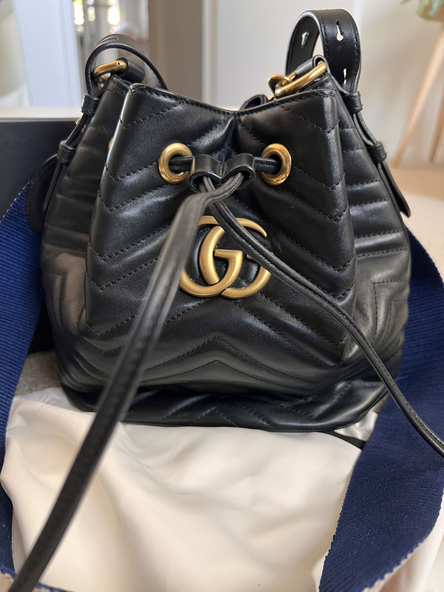 authentic gucci bucket bag