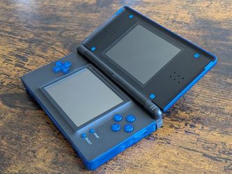 Nintendo DS Lite w/ USB C gaming console