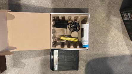NETGEAR Nighthawk AC1900 Cable Modem Router Black C7000