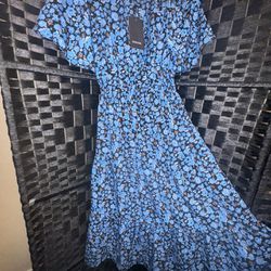 Brand New Size (Small) Blue Floral Dress 