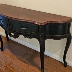 Thomasville Large Beautiful Mahoney Sofa Table 
