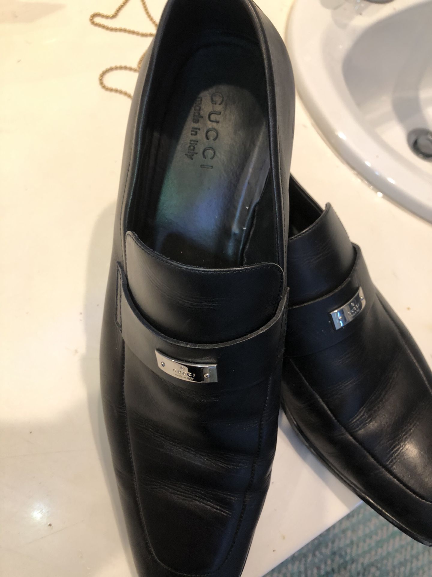 Gucci dress shoes real deal authentic size 10.5 Gucci