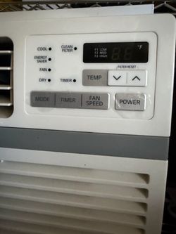 LG 10,000 BTU Window Air Conditioner (LW1016ER)