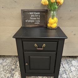 Farmhouse Nightstand/End Table