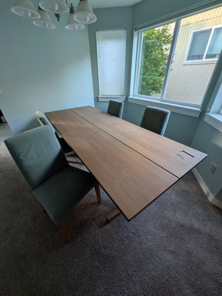 IKEA table And Chairs