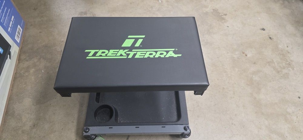 Trekterra Shop Stool 
