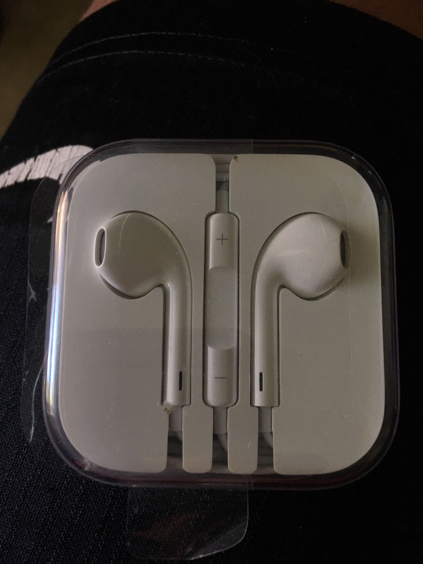 iPhone earbuds