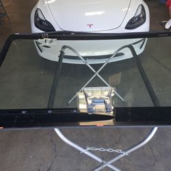 Tesla Model 3 OEM WINSHIELD