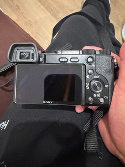 Sony ax 6100