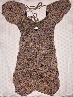 Size S Floral Ruched Mini Dress