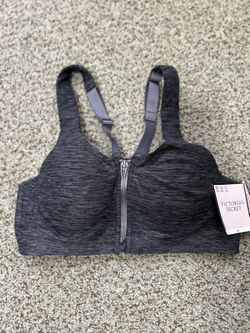 New With Tags 32C Victoria’s Secret Sport Bra. Retails $49.50