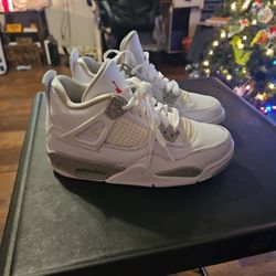 Jordan  4s 
