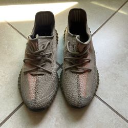 Adidas Yeezy Boost 350 V2 sneakers Sand Taupe colorway