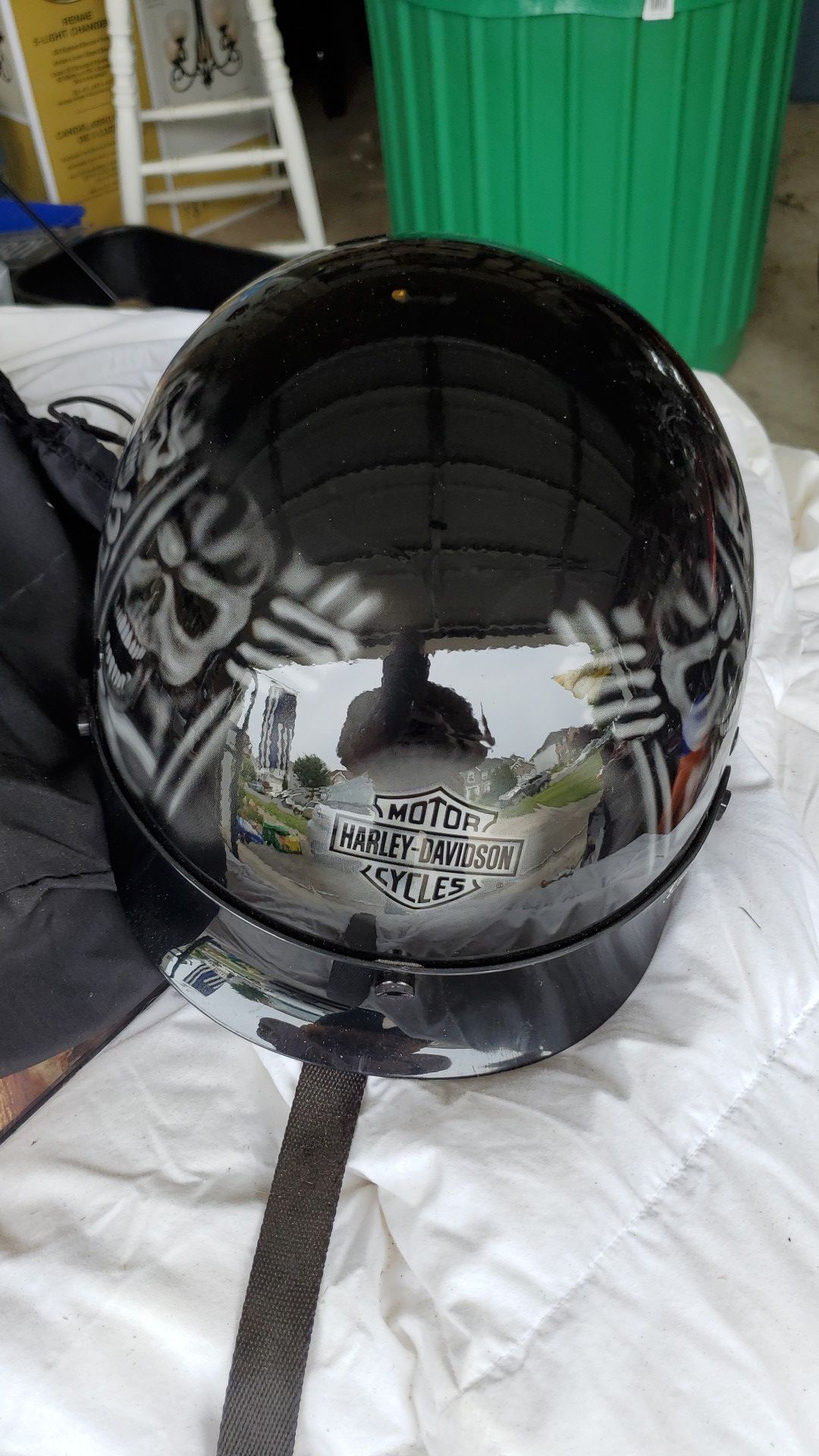 Harleys Davidson's xl helmet