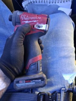 Milwaukee M12 FUEL Impact Driver with Battery