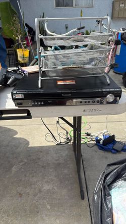 Panasonic DVD Player With Speakers 