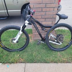 Pivot Mountain Bike
