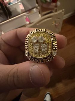 Kobe Bryant Lakers Replica NBA Championship Ring 2008