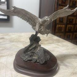 Eagle Statue