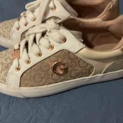 Brand New Guess Size 5.5