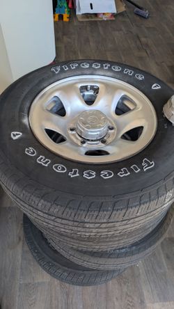4 Toyota wheels and tires