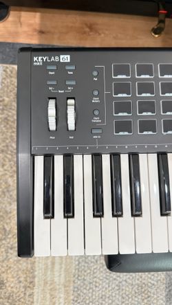 Arturia keylab 61mkII midi keyboard