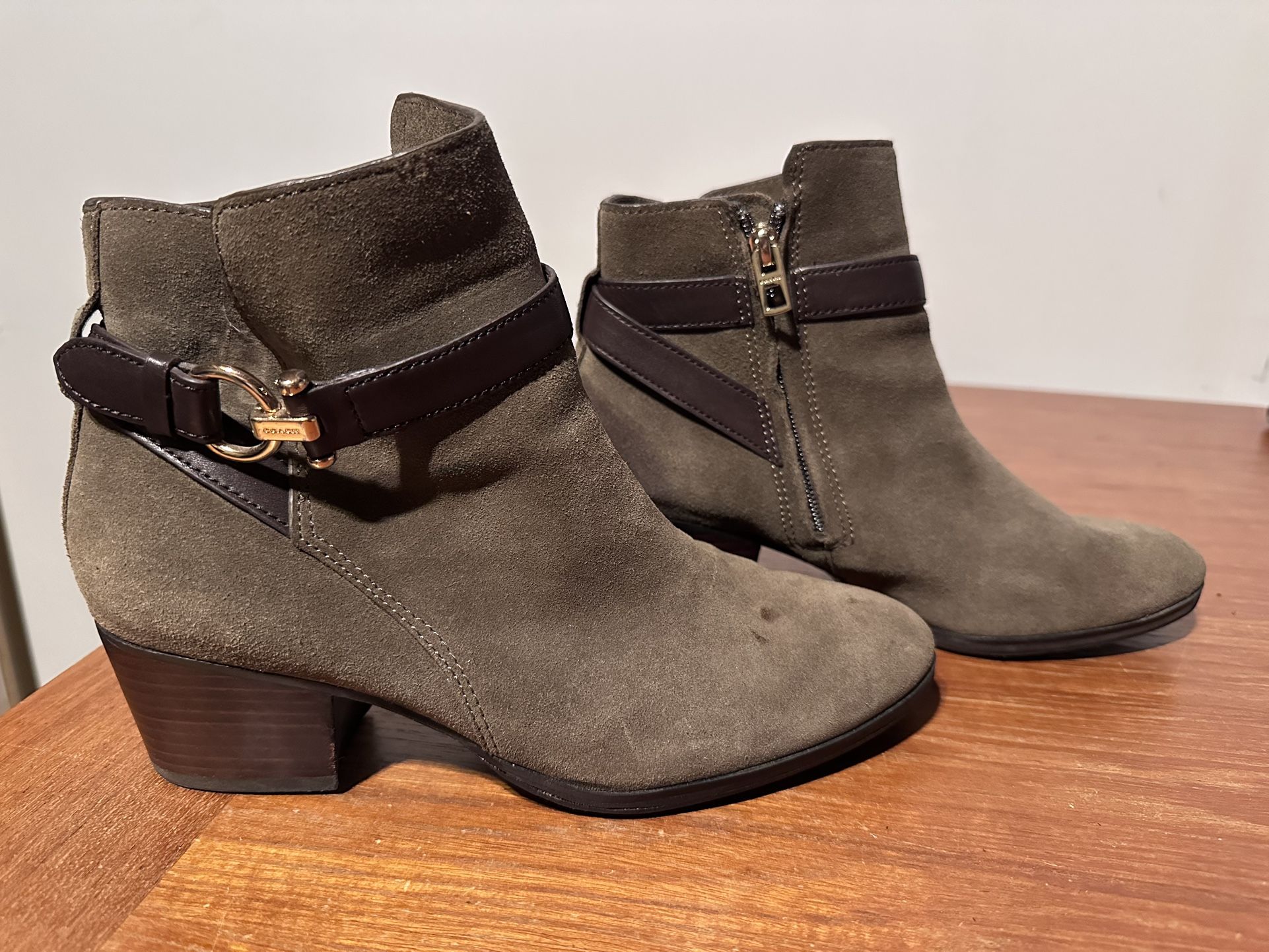 Women’s “Paulina” Boots Ankle By Coach Size 6.5M Suede/leather Zipper Heel 2”