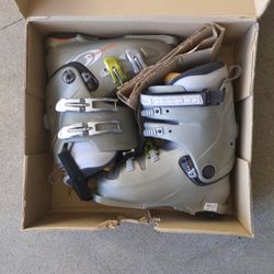 Salomon Evolution2 Sensifit Size 8 Ski Boots