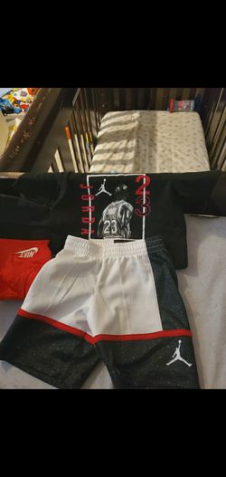 New Toddler boys 4c Jordan outfit