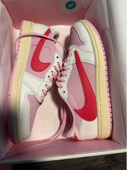 Travis Scott Jordan 1 Low