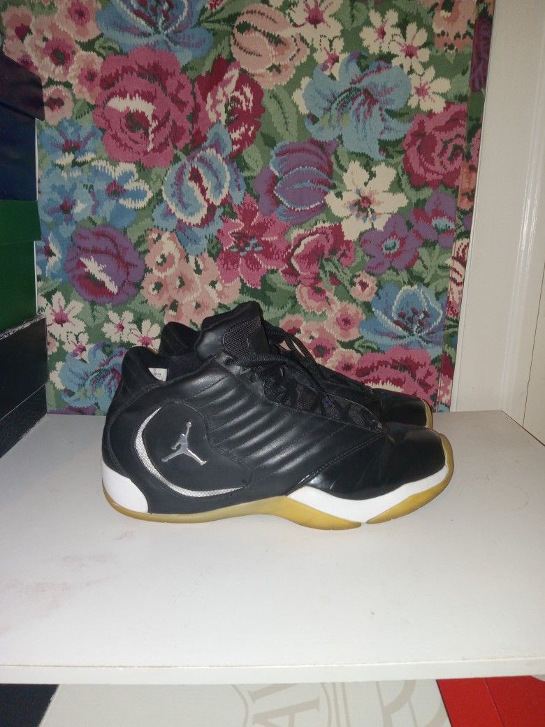 Jordan B 2RUE Size 11.5