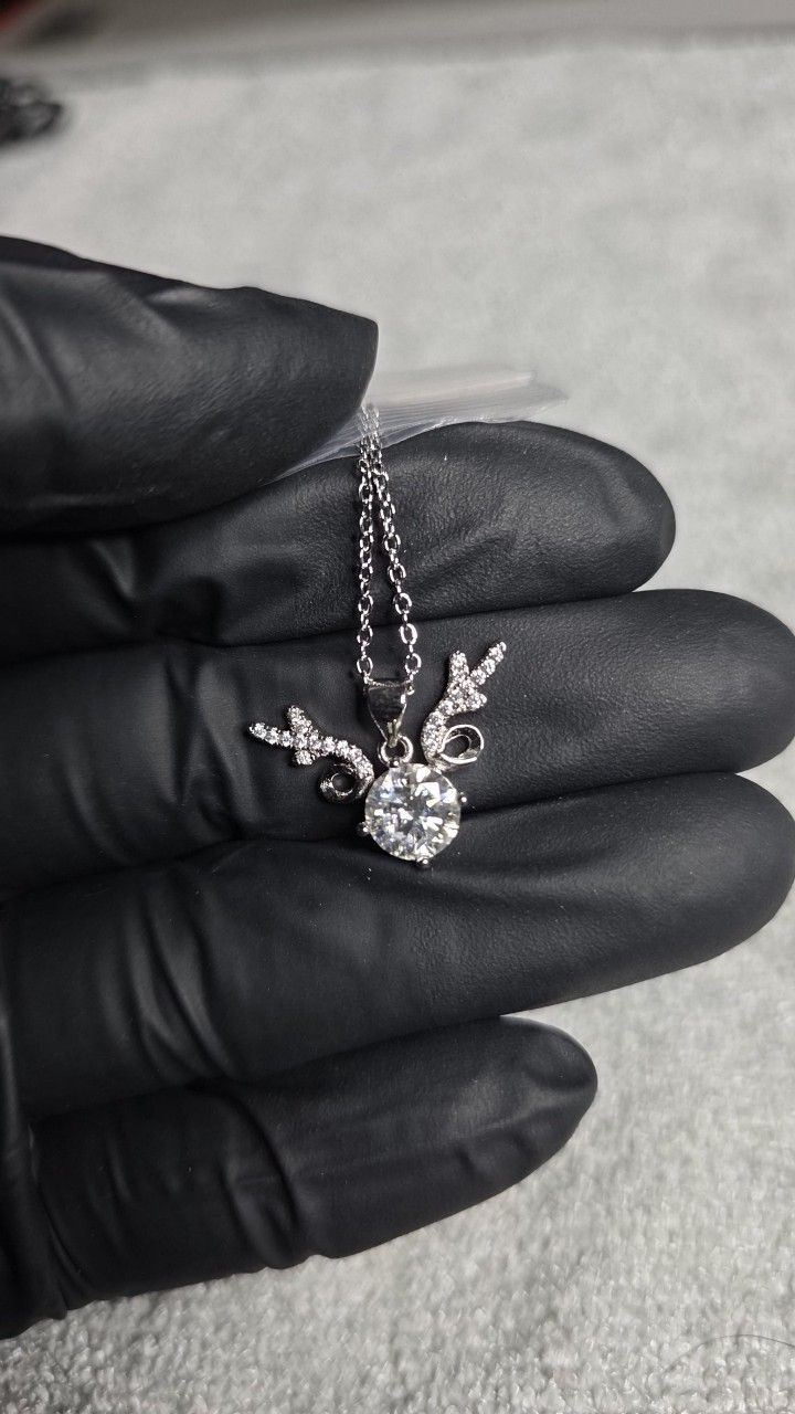 2CT Moissanite Diamonds Reindeer Pendant With 18" SS925 Necklace