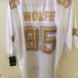 Denver Broncos, DE Derek Wolfe, size L