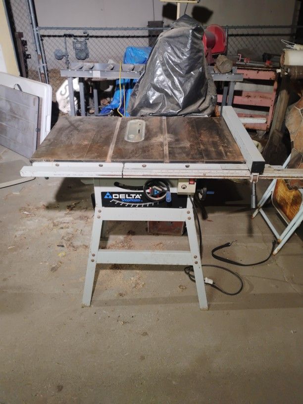 Delta Table Saw