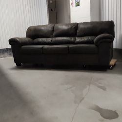 Nice Sofa 