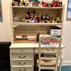 Vintage French Provincial Desk by Lexington "Chez Michelle" - French Quarter Collection