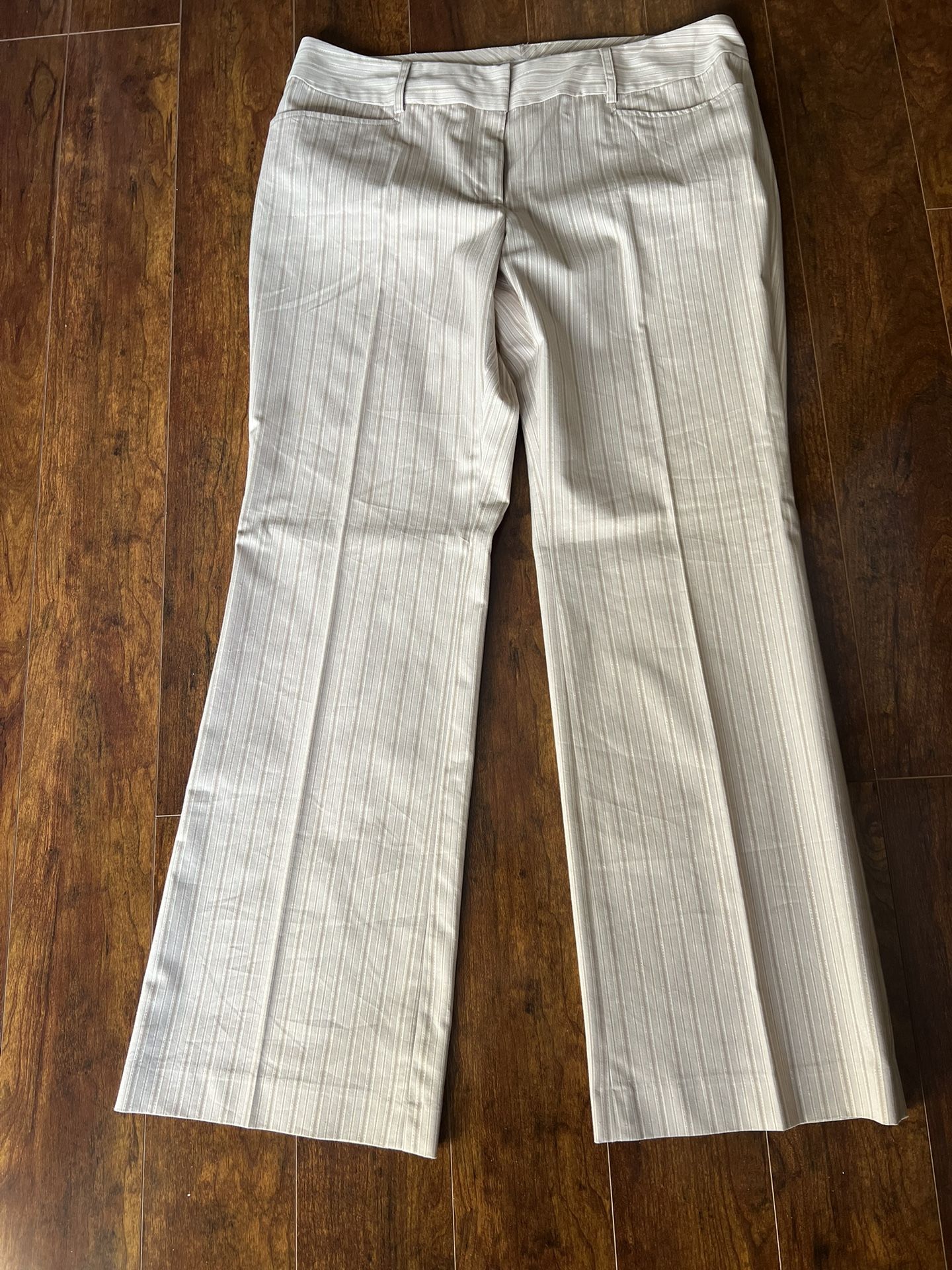 Women Dress Pants Sz 14 NWOT