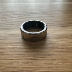 Oura ring, Size 8