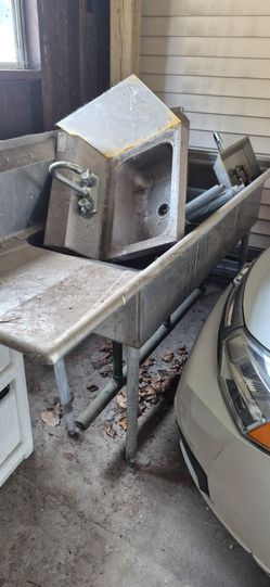 Restaurant stainless steel sinks + more