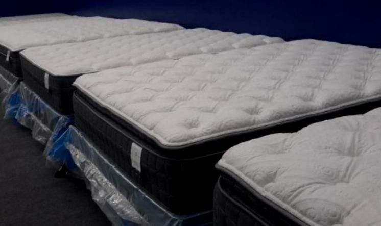 King Mattress And Box Springs